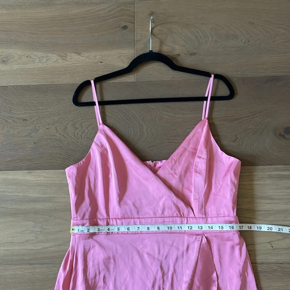 Laundry by Shelli Segal Ruffled Satin Dress In Rose Pink Size 14 NWT - Picture 12 of 13